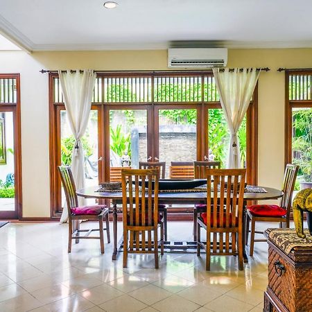 KUTA Villa - 5 bedrooms - 5 bathrooms - Great Location - Villa MICA Esterno foto